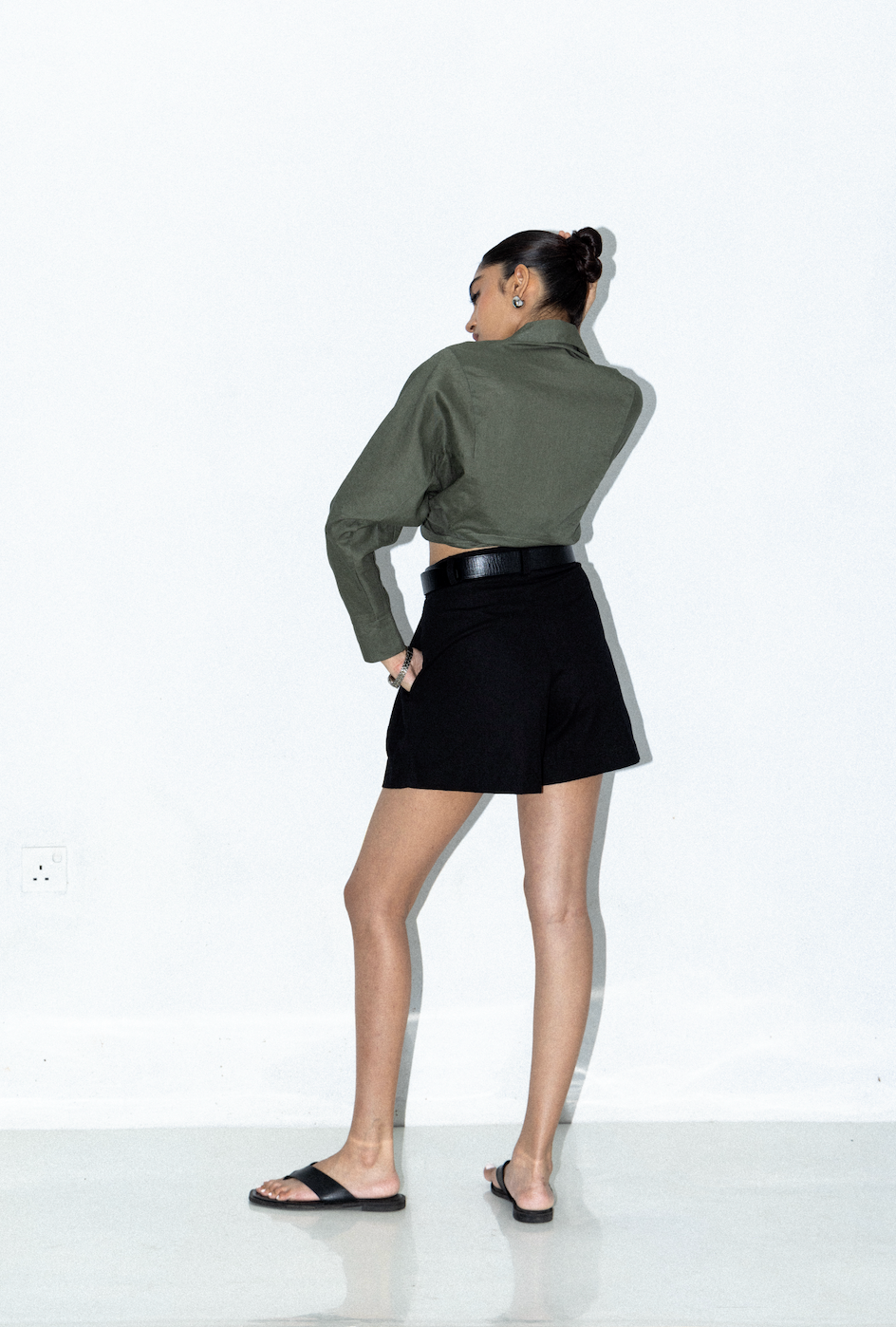 Shynnen cropped shirt